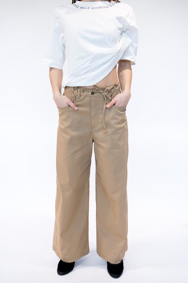 Pantalone largo coulisse.