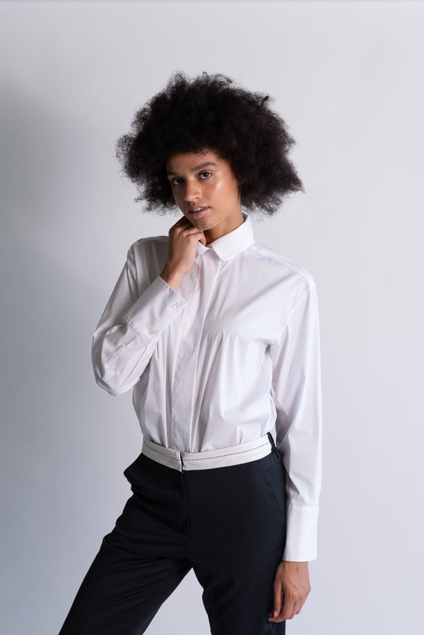 Pantalone fresco lana taglio slim.