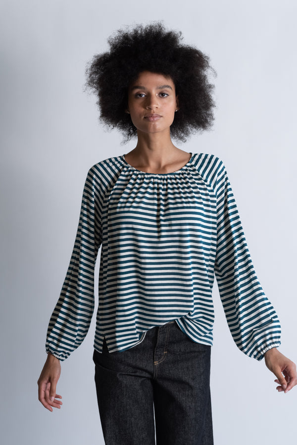 Blusa a righe con maniche balloon.